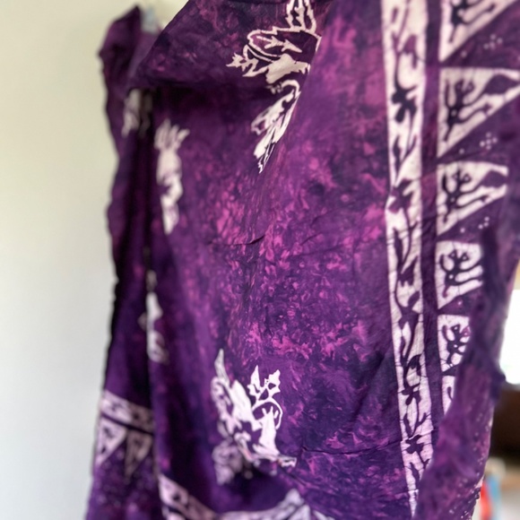 💓Beautiful Floral Tasseled Wrap Around Sarong OR Wall Covering - Picture 3 of 9